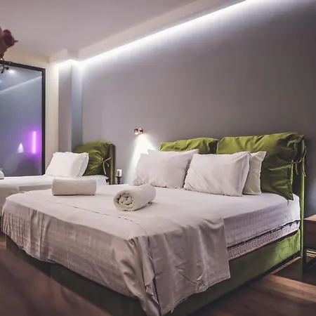 Aria מלון גולם