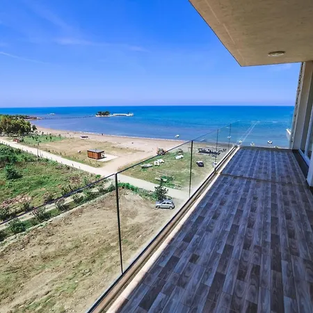 Aria Hotel 4*